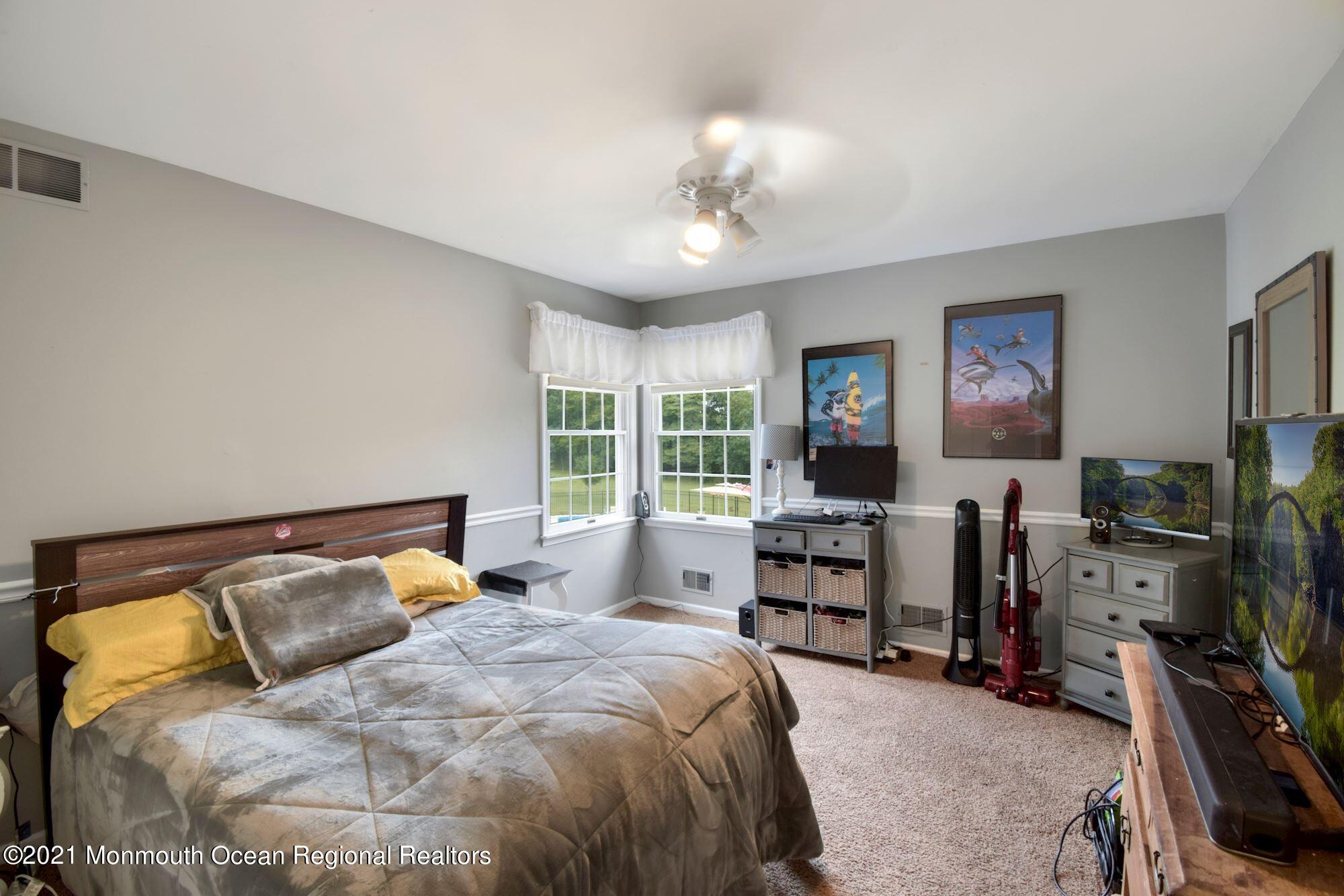 20 Highland Ridge Road Manalapan, NJ 07726 - Photo 31 of 35 bedroom #5