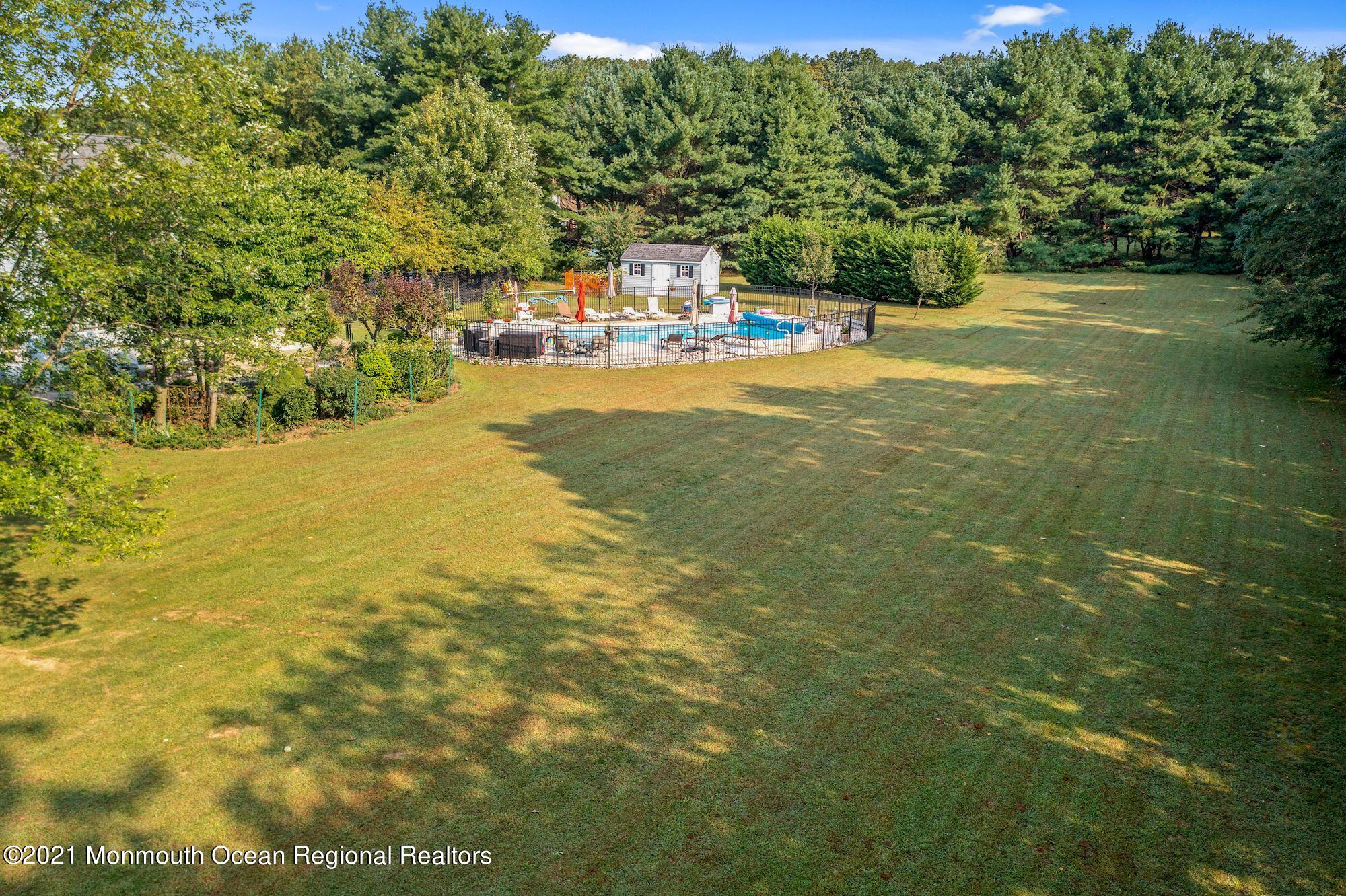 20 Highland Ridge Road Manalapan, NJ 07726 - Photo 9 of 35 1.85 Acres