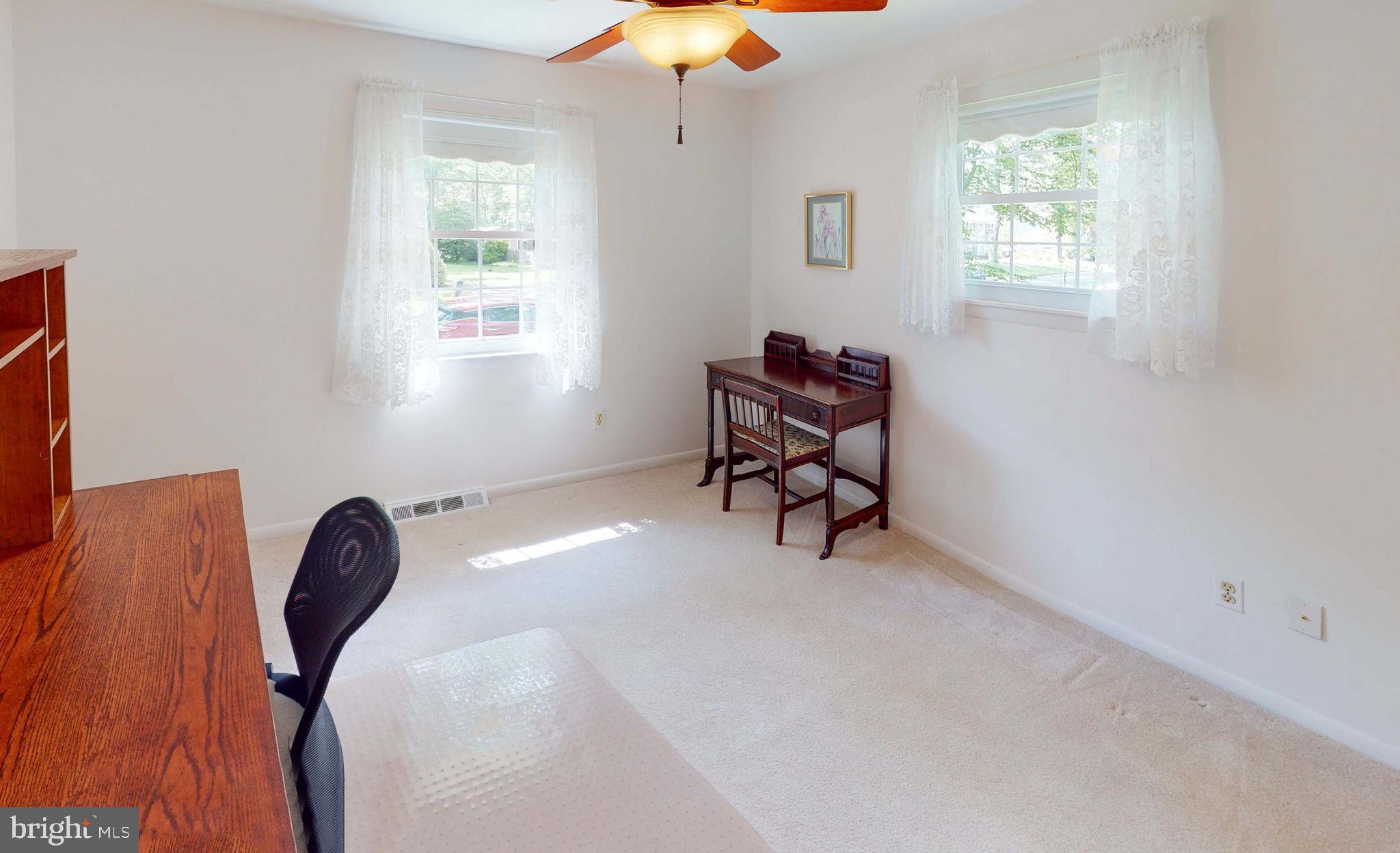 3721 Nile Road Davidsonville, MD 21035 - Photo 16 of 34 Large 2nd bedroom on main level.