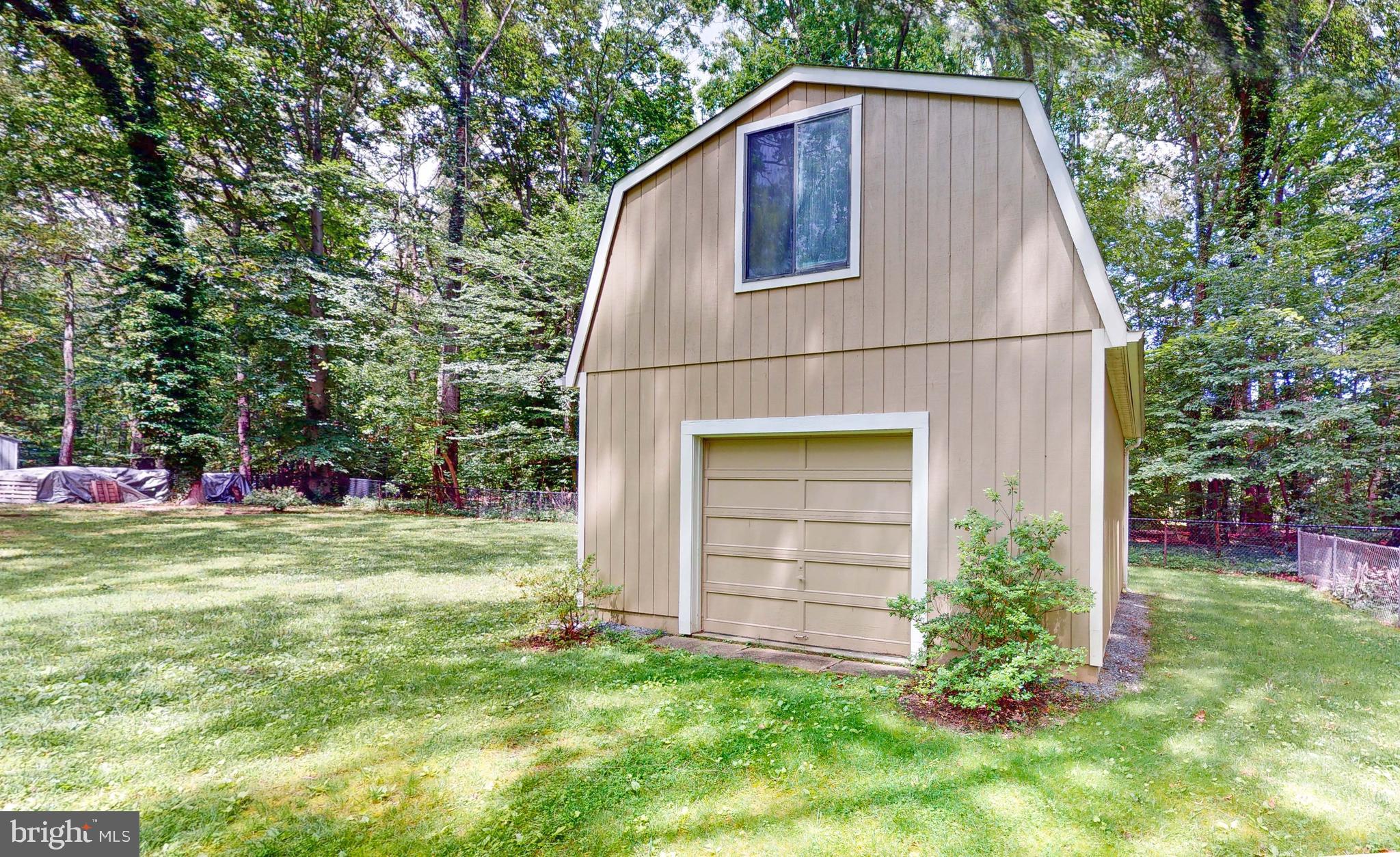 3721 Nile Road Davidsonville, MD 21035 - Photo 28 of 34 Large detached garage in your backyard.