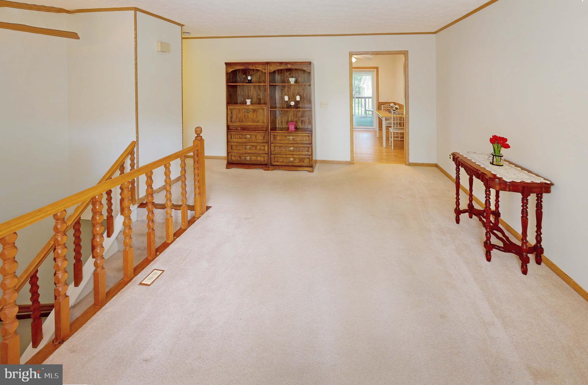 3721 Nile Road Davidsonville, MD 21035 - Photo 5 of 34 Entrance to eat in kitchen from the living room.