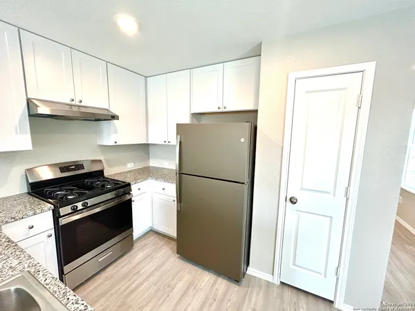 $1,325 | 20356 Andalusite Way, San Antonio, TX 78264