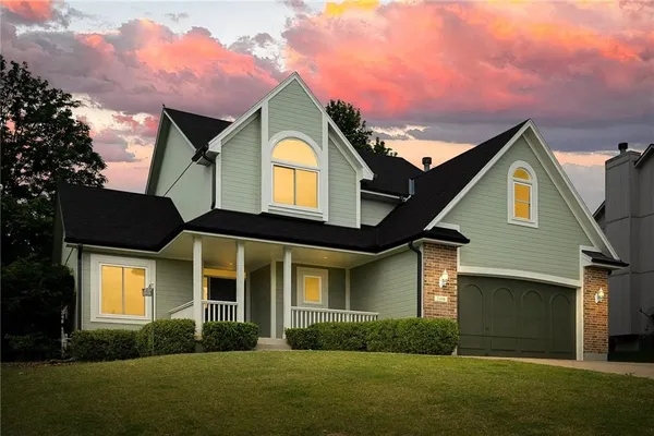 $399,000 | 2408 South Ponca Avenue, Independence, MO 64057