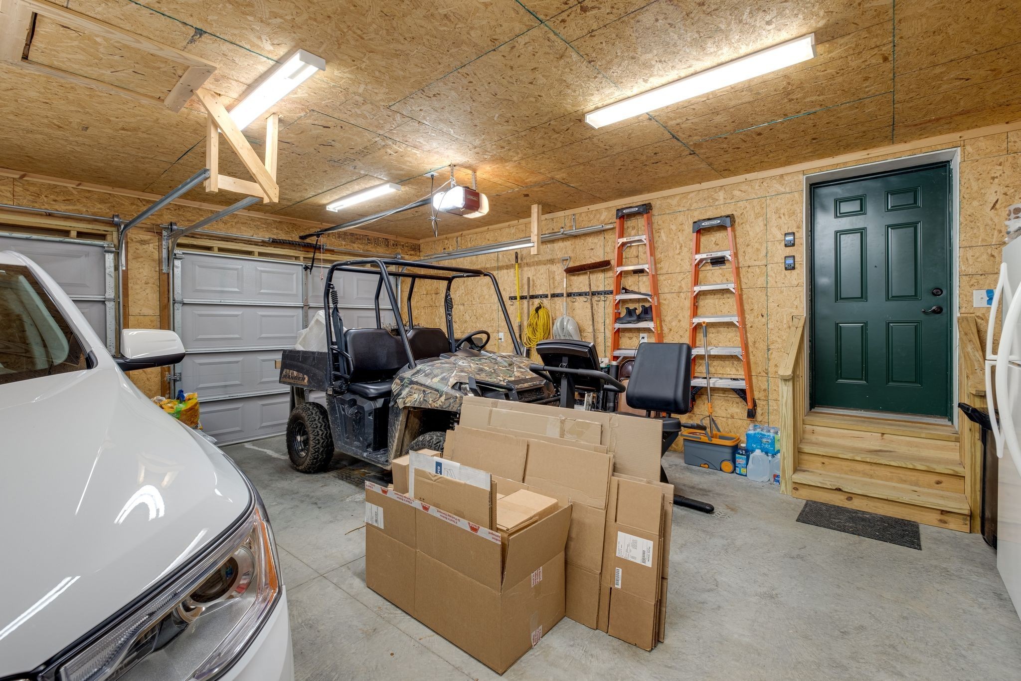2614 Distillery Road Greenbrier, TN 37073 - Photo 28 of 34 a view of a room with gym equipment