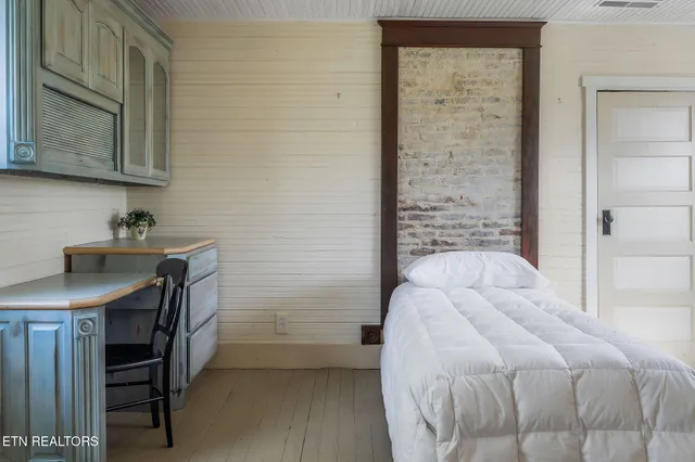 $880,000 | Undisclosed Address, Watertown, TN 37184