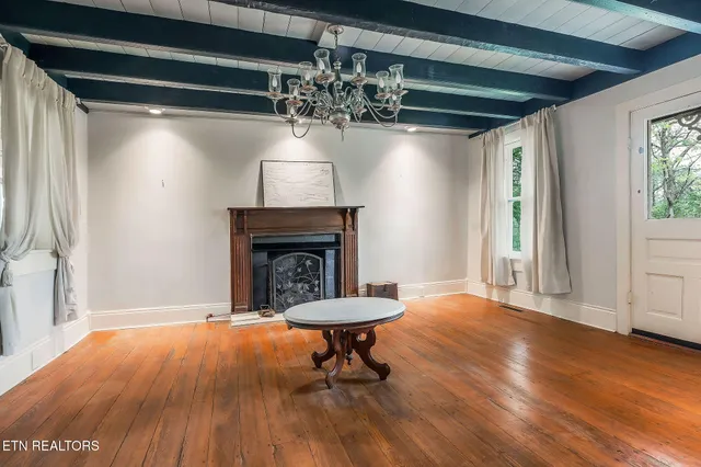 $880,000 | Undisclosed Address, Watertown, TN 37184