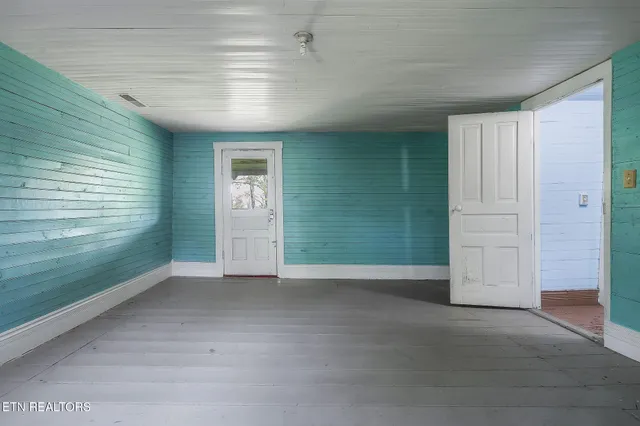 $880,000 | Undisclosed Address, Watertown, TN 37184