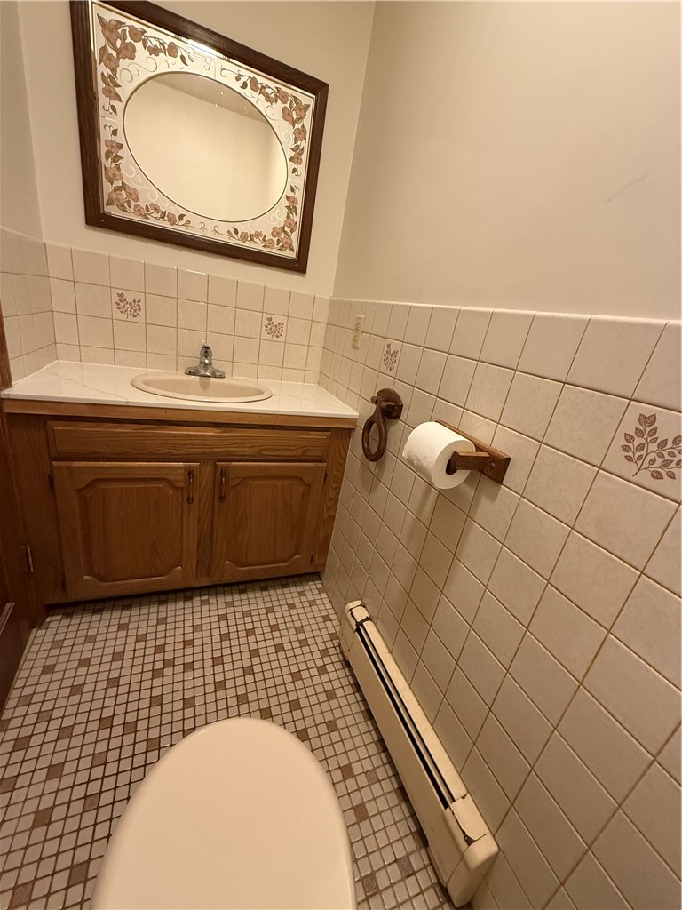 161 Council Rock Road Cranston, RI 02921 - Photo 27 of 31