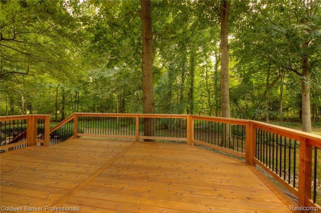 4780 Rivers Edge Drive Troy, MI 48098 - Photo 8 of 53 4780 - Gorgeous Decks -Backyard.jpeg