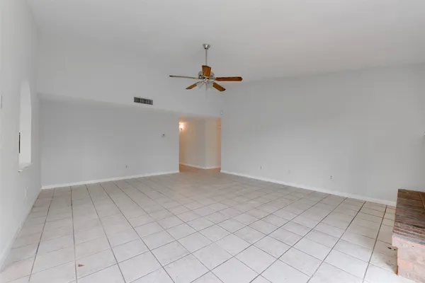 $2,000 | 15702 Mendocino Drive, Houston, TX 77083