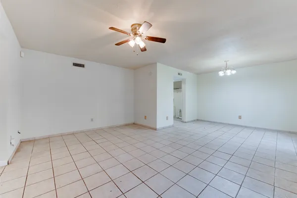 $2,000 | 15702 Mendocino Drive, Houston, TX 77083