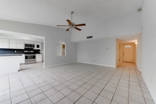 $2,000 | 15702 Mendocino Drive, Houston, TX 77083