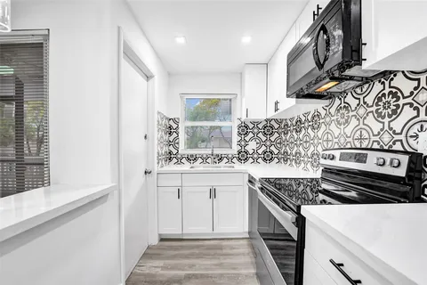 $114,999 | 1425 Arthur Street, Unit 202A, Hollywood, FL 33020