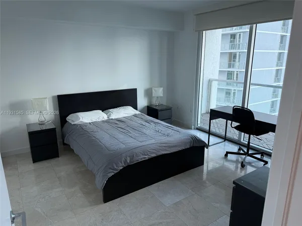 $4,500 | 500 Brickell Avenue, Unit 3105, Miami, FL 33131