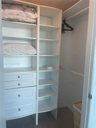 $4,500 | 500 Brickell Avenue, Unit 3105, Miami, FL 33131