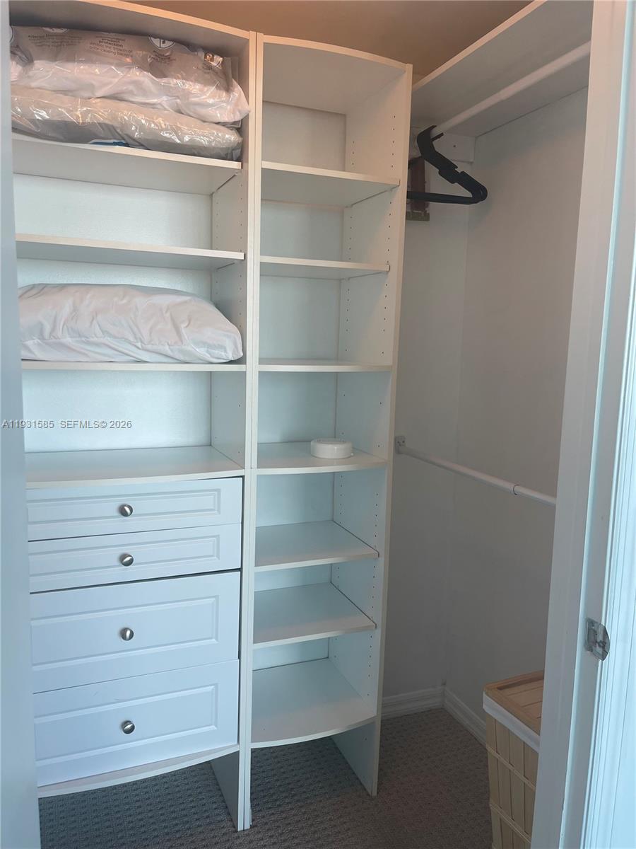 500 Brickell Avenue, Unit 3105 Miami, FL 33131 - Photo 28 of 33