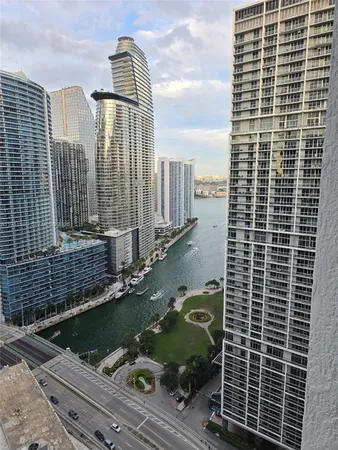 $4,500 | 500 Brickell Avenue, Unit 3105, Miami, FL 33131