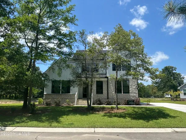 $474,900 | 755 Hollybriar Loop Road Southeast, Bolivia, NC 28422