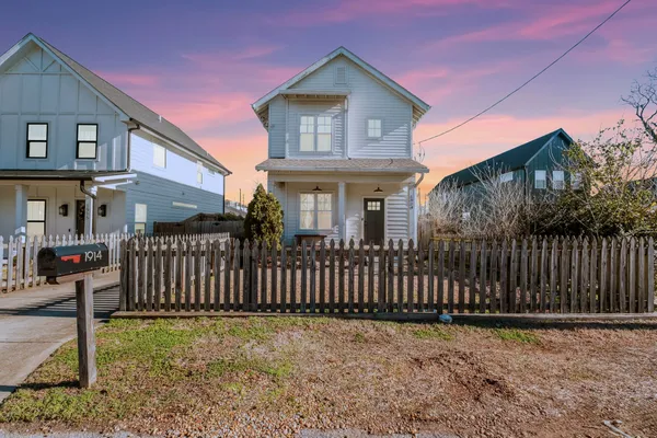 $2,799 | 1914 Owen Street, Nashville, TN 37208