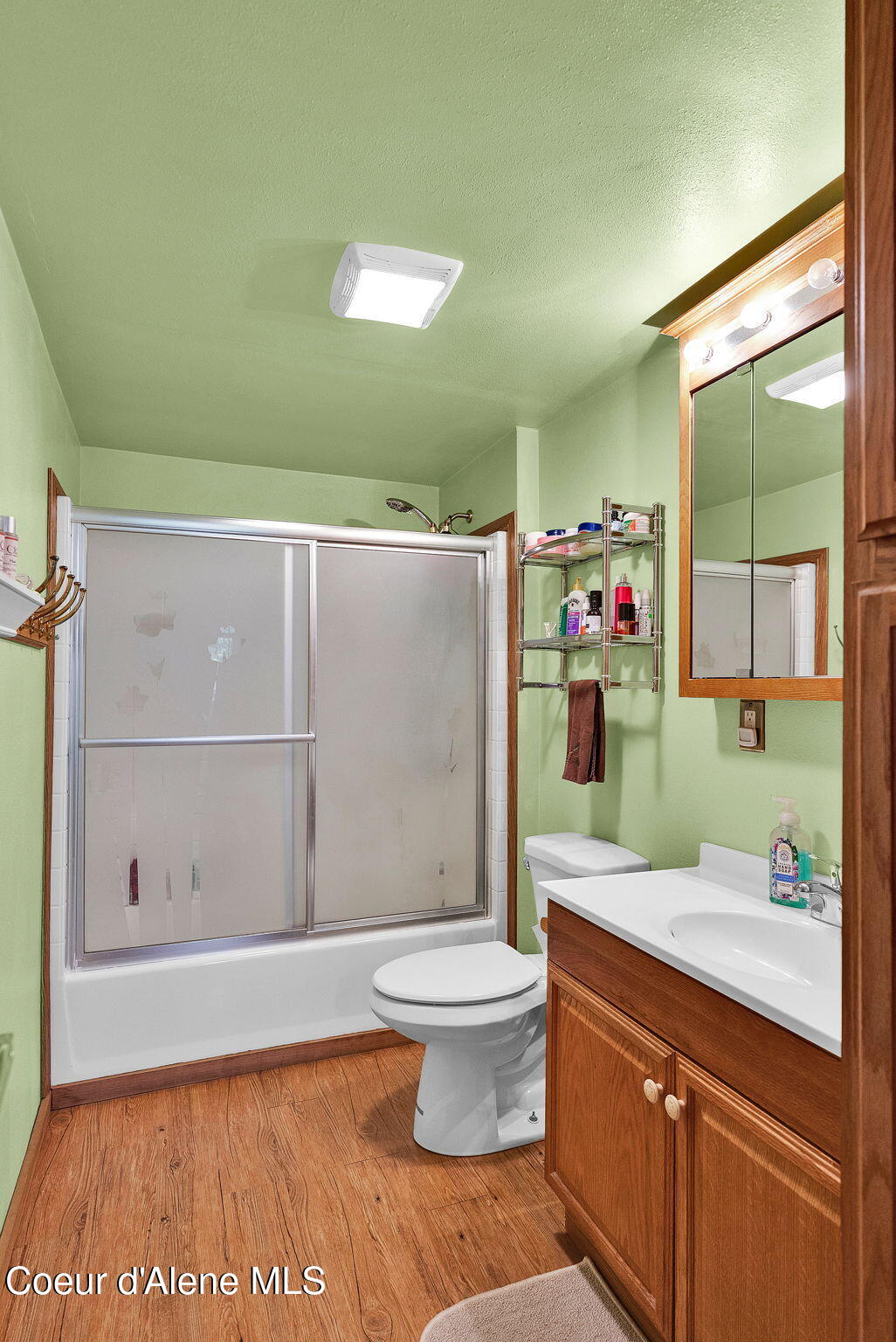 24805 North Cedar Mountain Road Athol, ID 83801 - Photo 28 of 82 Hall Bath