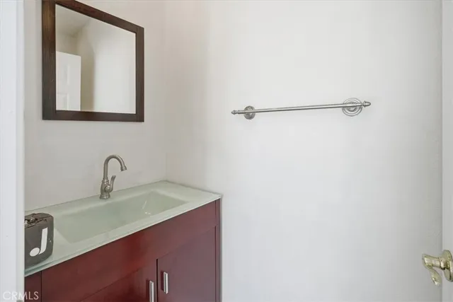 $6,500 | 3670 El Encanto Drive, Calabasas, CA 91302