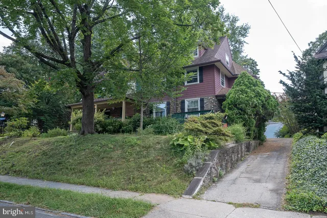 $3,995 | 110 Llanfair Road, Bala Cynwyd, PA 19004