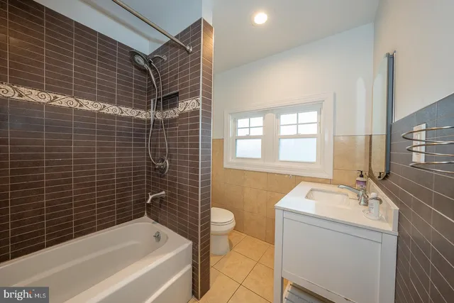 $3,995 | 110 Llanfair Road, Bala Cynwyd, PA 19004