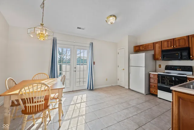 $305,000 | 8405 Anderson Circle, Avon, IN 46123