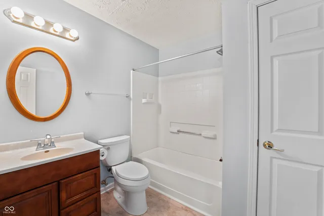 $305,000 | 8405 Anderson Circle, Avon, IN 46123