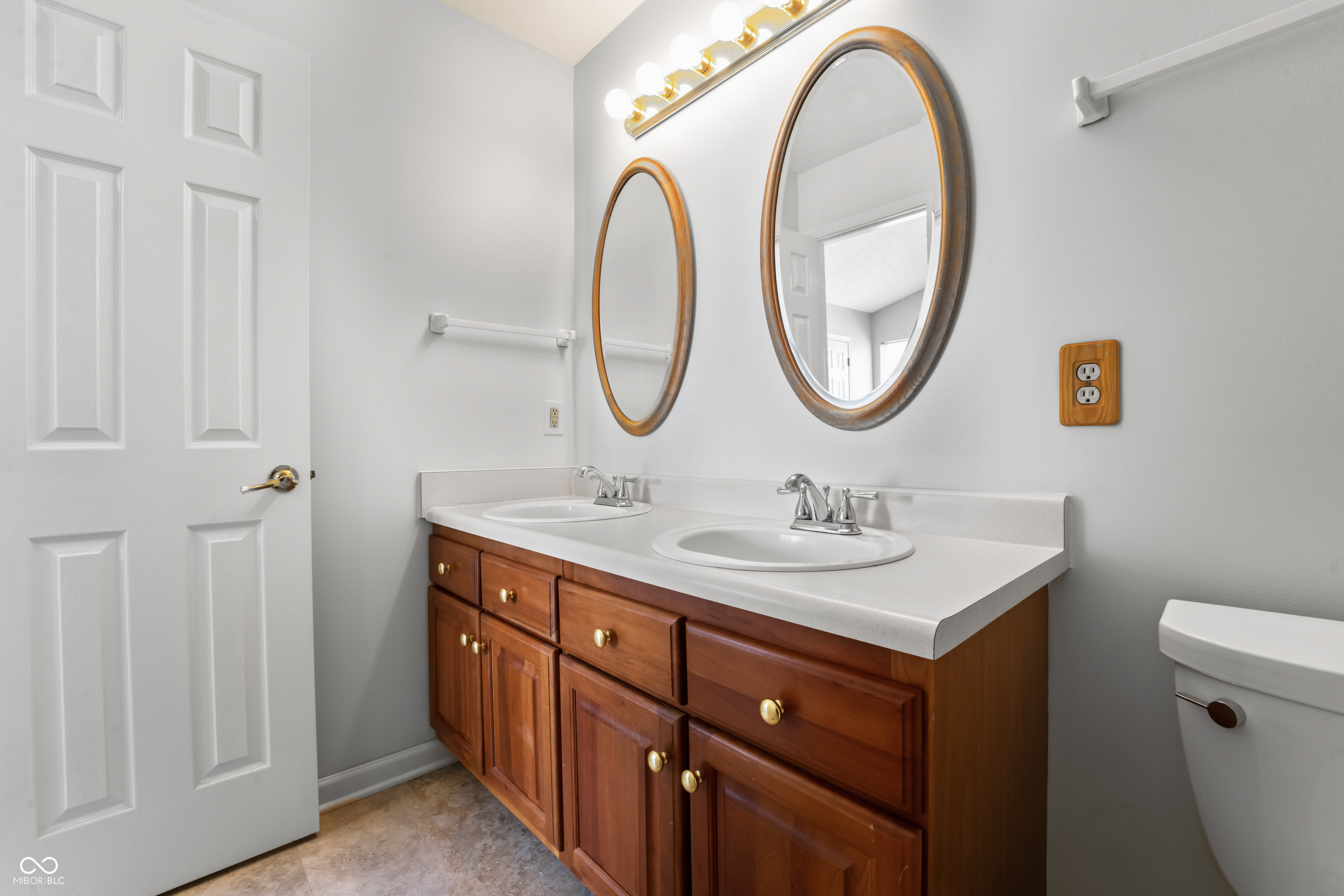 8405 Anderson Circle Avon, IN 46123 - Photo 24 of 47