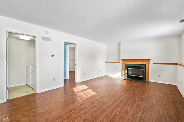 $305,000 | 8405 Anderson Circle, Avon, IN 46123