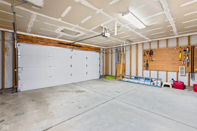 $305,000 | 8405 Anderson Circle, Avon, IN 46123