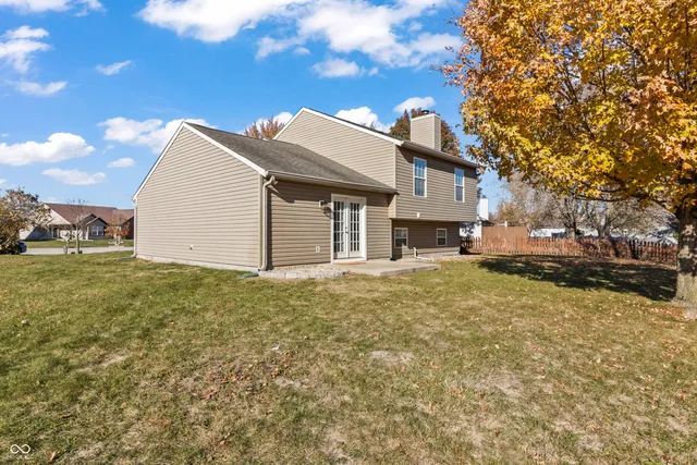 $305,000 | 8405 Anderson Circle, Avon, IN 46123