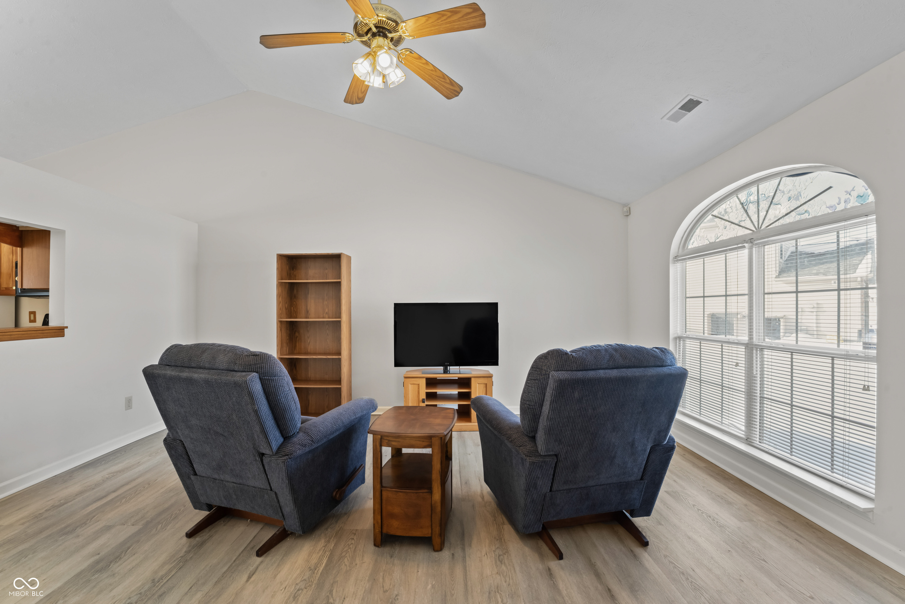 8405 Anderson Circle Avon, IN 46123 - Photo 8 of 47