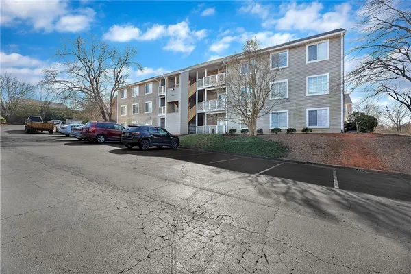 $225,000 | 220 Elm Street, Unit 433, Clemson, SC 29631