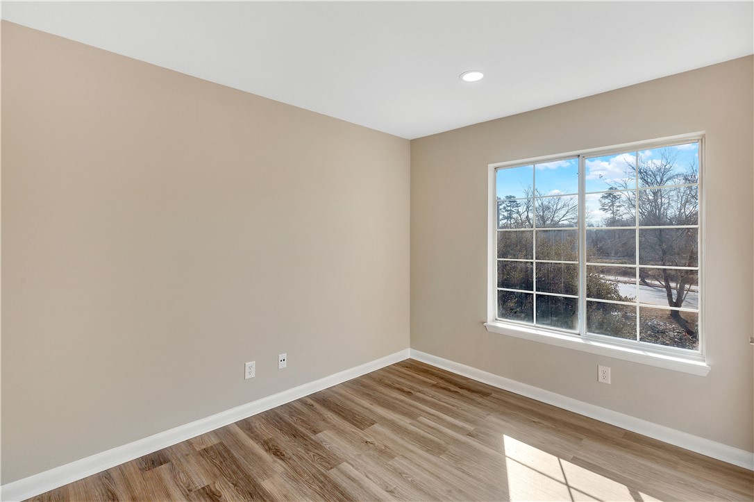 220 Elm Street, Unit 433 Clemson, SC 29631 - Photo 17 of 22