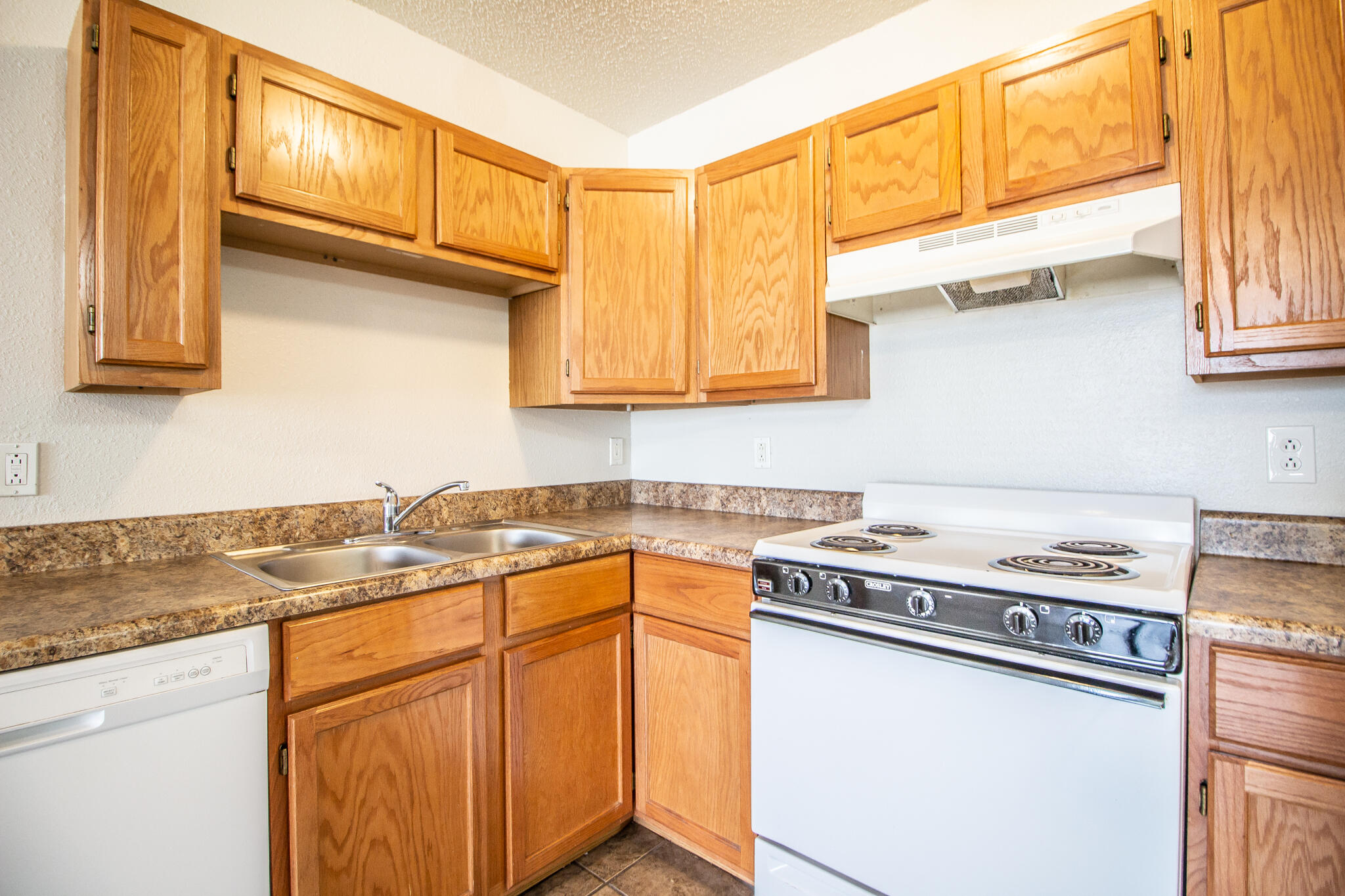 6307 24th Street Lubbock, TX 79407 - Photo 4 of 14 IMG_6601