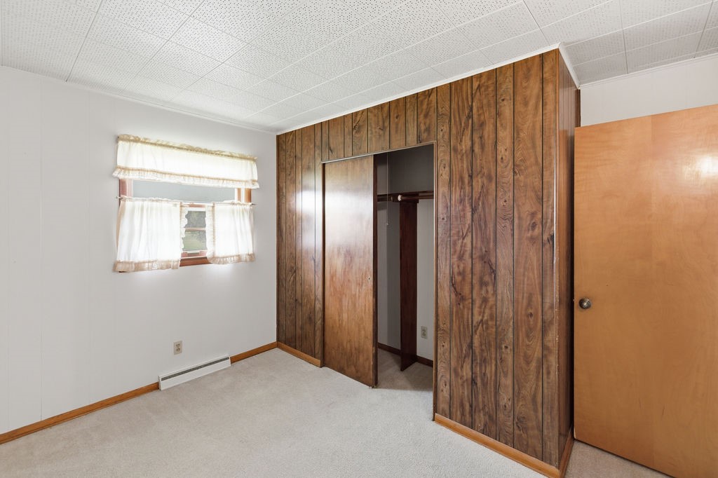 223 Crescent Drive Decatur, IL 62526 - Photo 14 of 23 Gallery Image 14