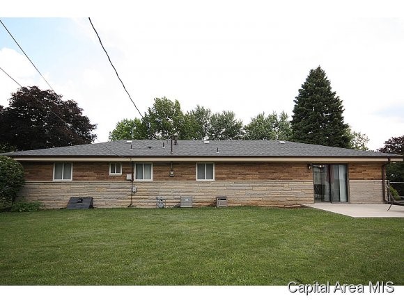 23 Mesa Road Springfield, IL 62702 - Photo 3 of 21
