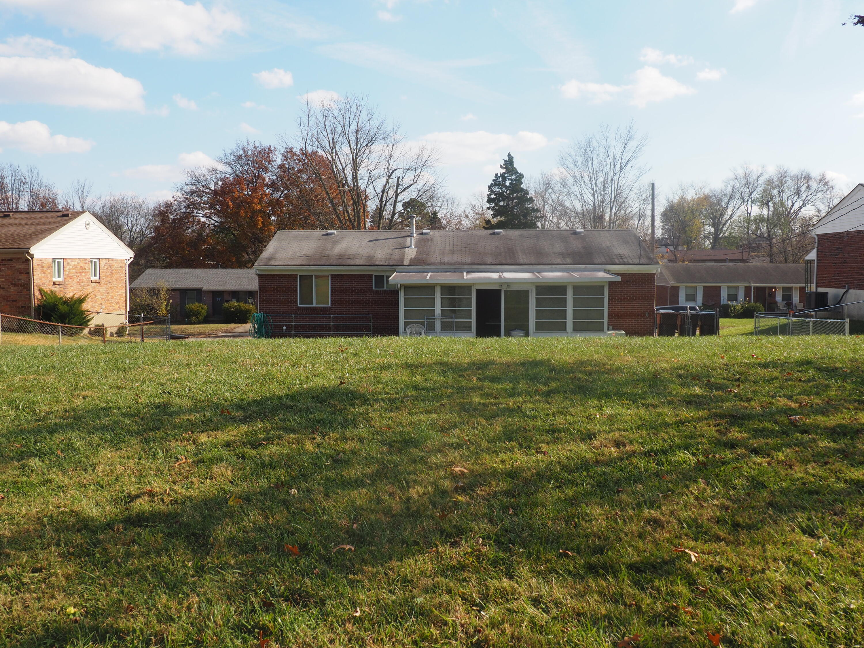 155 Raintree Road Florence, KY 41042 - Photo 4 of 5 Gallery Image 4
