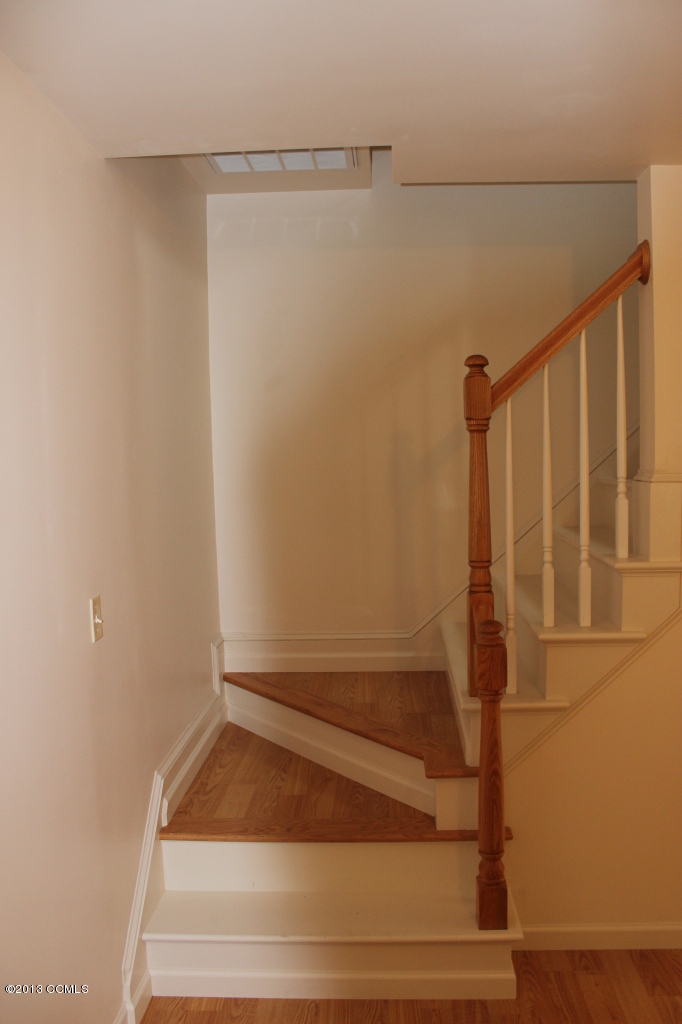 756 Tuttles Grove Road Beaufort, NC 28516 - Photo 6 of 21 Staircase