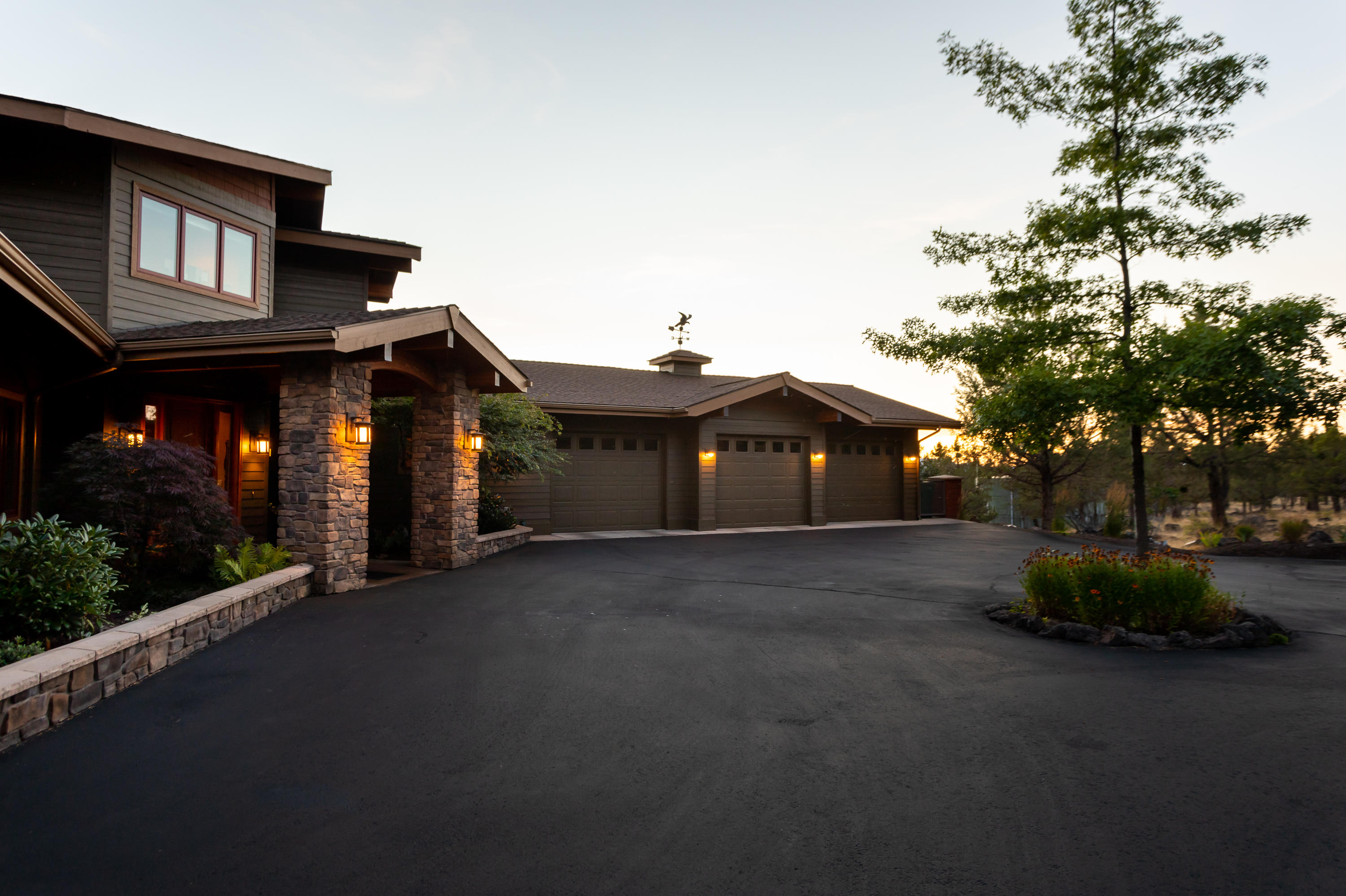 4625 Cooper's Hawk Road Klamath Falls, OR 97601 - Photo 2 of 64 4625CoopersHawkRd.-64