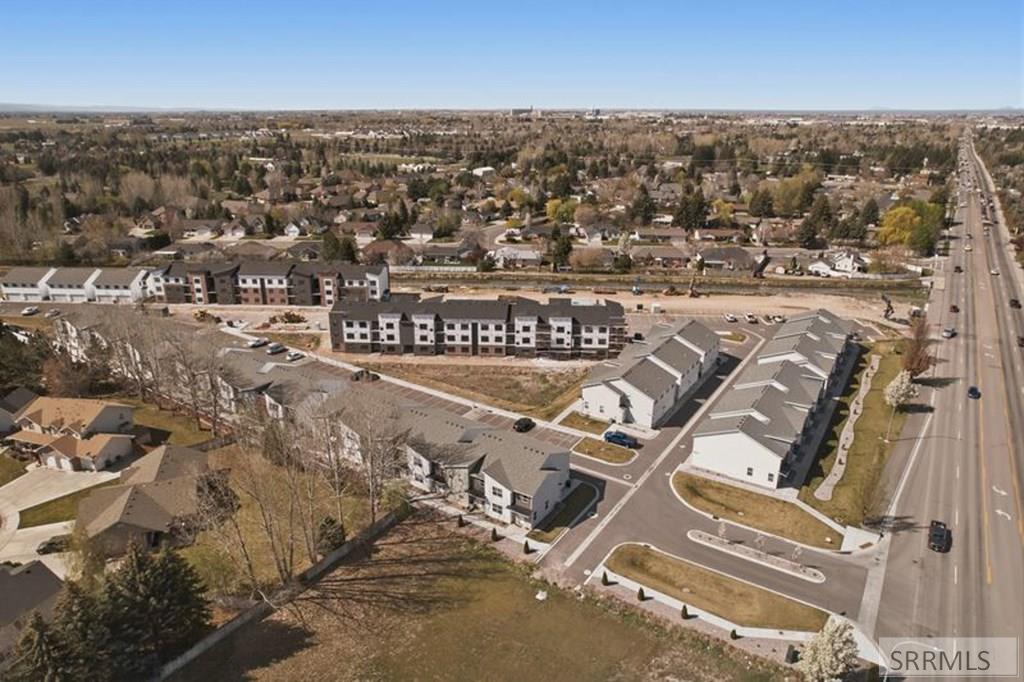 796 East Sunnyside Road, Unit 101 Idaho Falls, ID 83404 - Photo 14 of 16