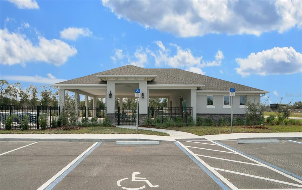 6685 South W 81st Loop Ocala, FL 34476 - Photo 29 of 31 a view of a white house in a city street