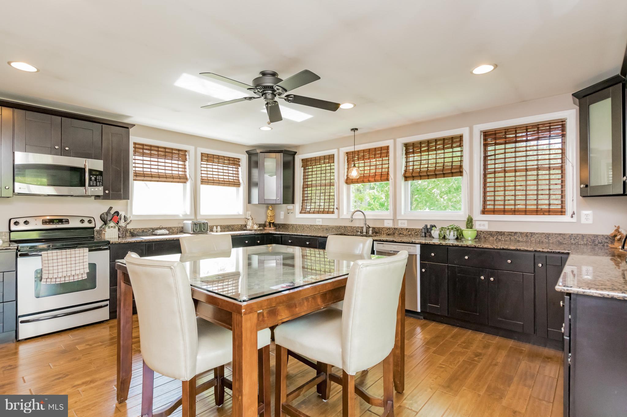 860 Gilbert Road Aberdeen, MD 21001 - Photo 14 of 27 Kitchen
