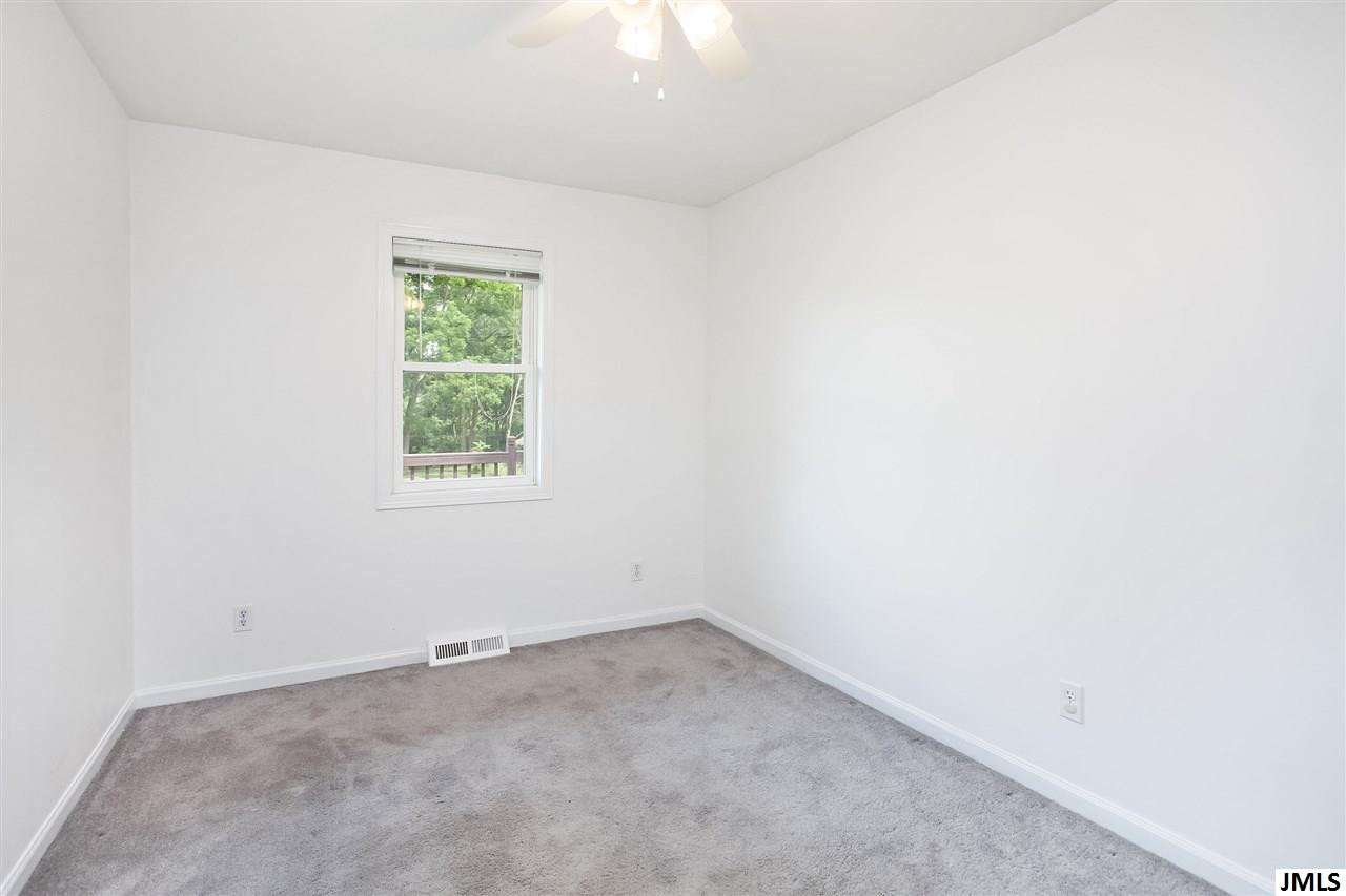 6975 Paddock Lane Jackson, MI 49201 - Photo 14 of 36 Photo 14