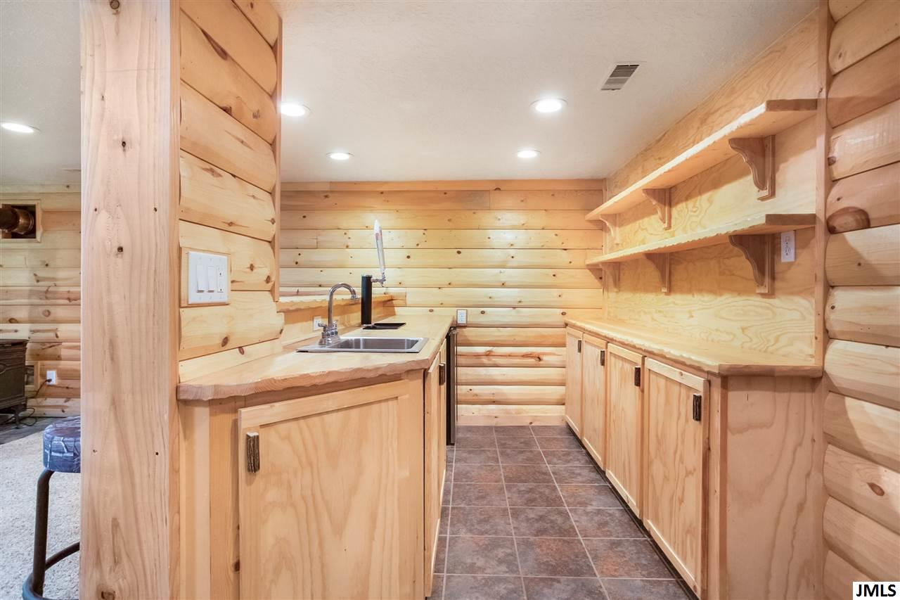 6975 Paddock Lane Jackson, MI 49201 - Photo 18 of 36 Photo 18