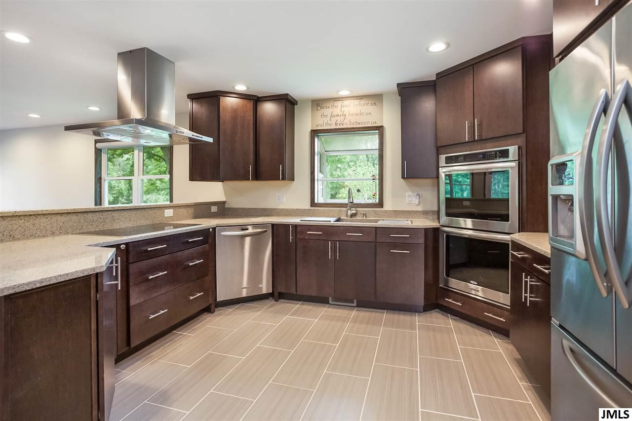 6975 Paddock Lane Jackson, MI 49201 - Photo 8 of 36 Photo 8