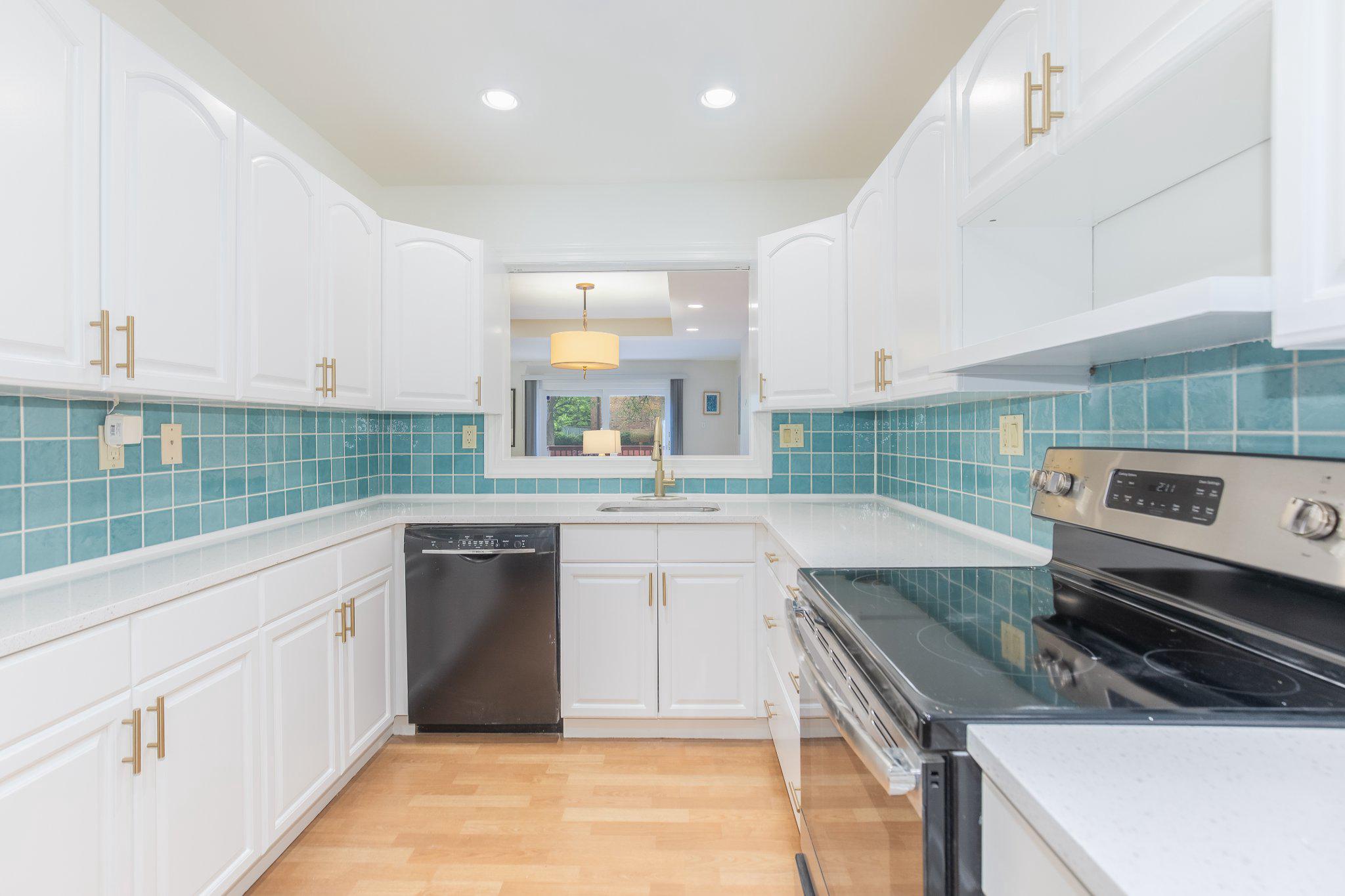 623 I Street Southwest Washington, DC 20024 - Photo 8 of 41