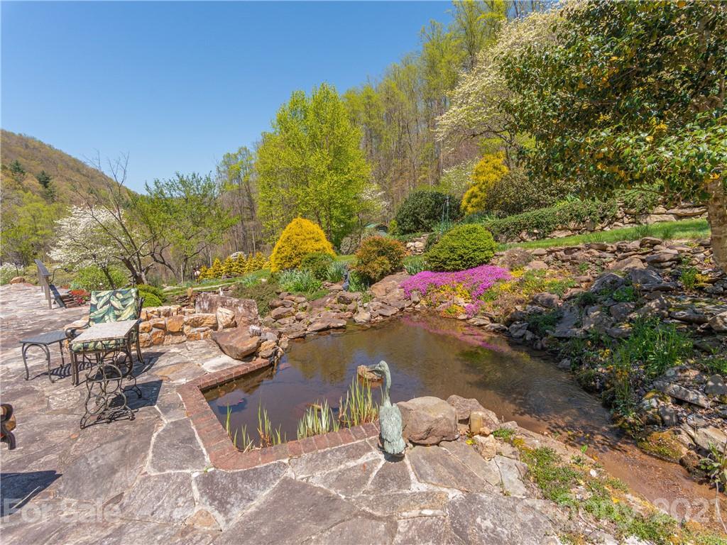 122 Jump Cove Road Weaverville, NC 28787 - Photo 15 of 48